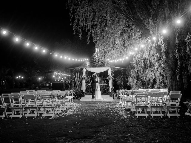 El casamiento de Patricio y Florencia en Burzaco, Buenos Aires 68