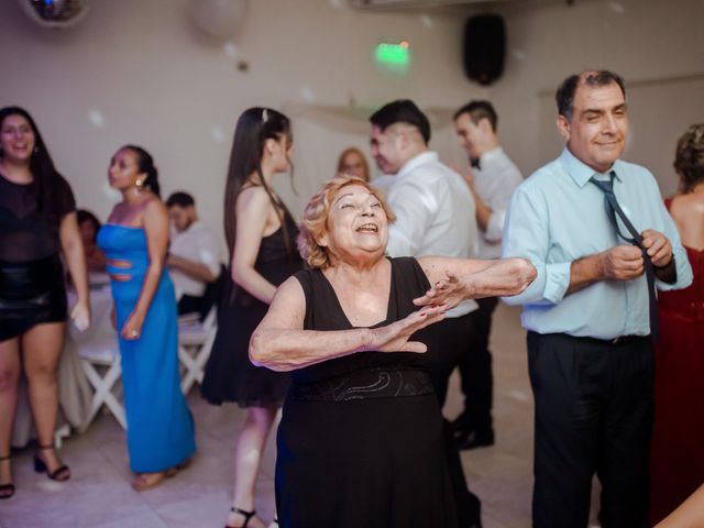 El casamiento de Patricio y Florencia en Burzaco, Buenos Aires 80