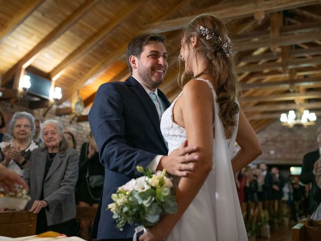 El casamiento de Ignacio y Florencia en Río Ceballos, Córdoba 15