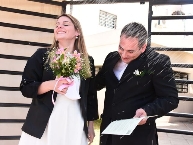 El casamiento de Elio y Florencia en Hurlingham, Buenos Aires 6