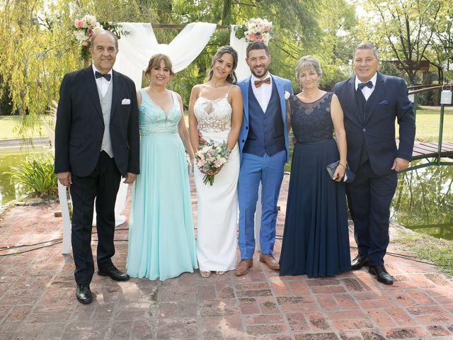 El casamiento de Mariano y Barbara en Villa de Mayo, Buenos Aires 65