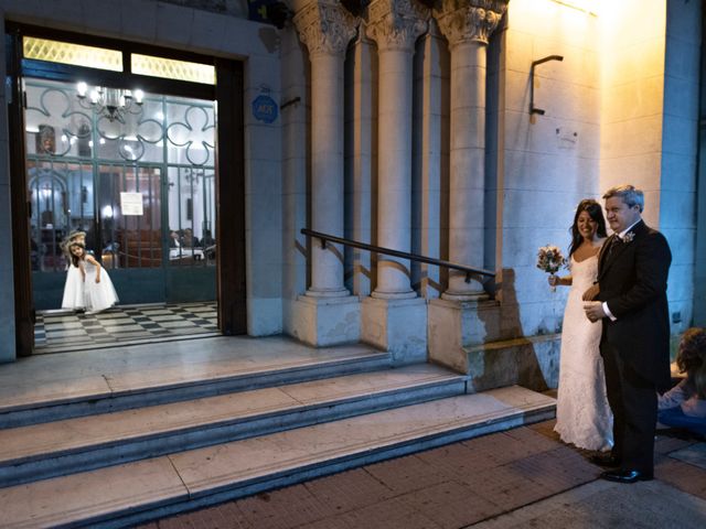 El casamiento de Andres y Gabriela en Hurlingham, Buenos Aires 41