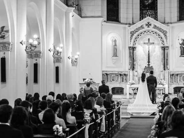 El casamiento de Andres y Gabriela en Hurlingham, Buenos Aires 51