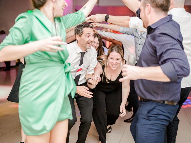 El casamiento de Mauricio y Evelyn en Adrogué, Buenos Aires 43