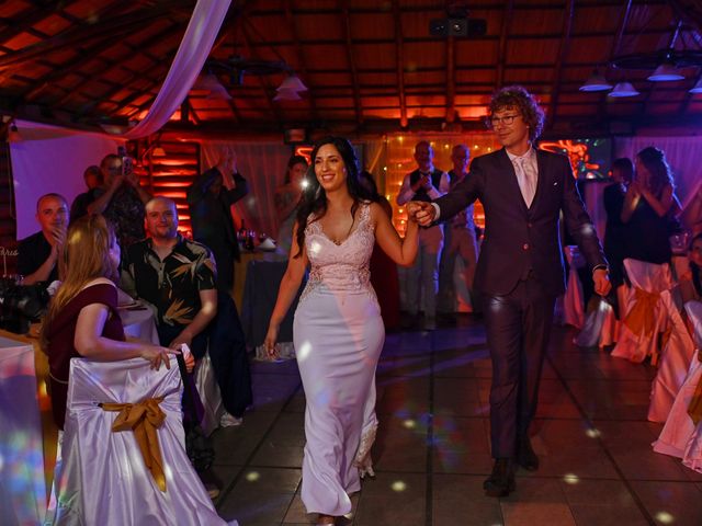 El casamiento de Nick y Melina en Burzaco, Buenos Aires 9