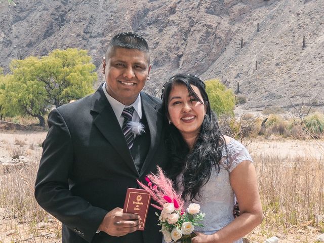 El casamiento de Rafael y Cintia en San Bernardo de Las Zorras, Salta 17
