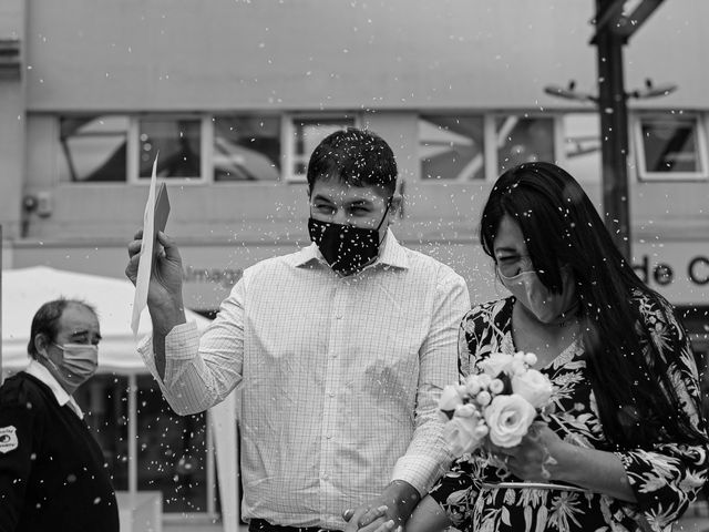 El casamiento de Sebastián y Ana  en Almagro, Capital Federal 10