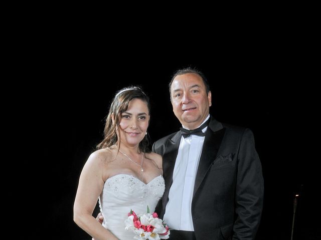 El casamiento de Rodolfo y Melania en Aero Club Rosario, Santa Fe 58