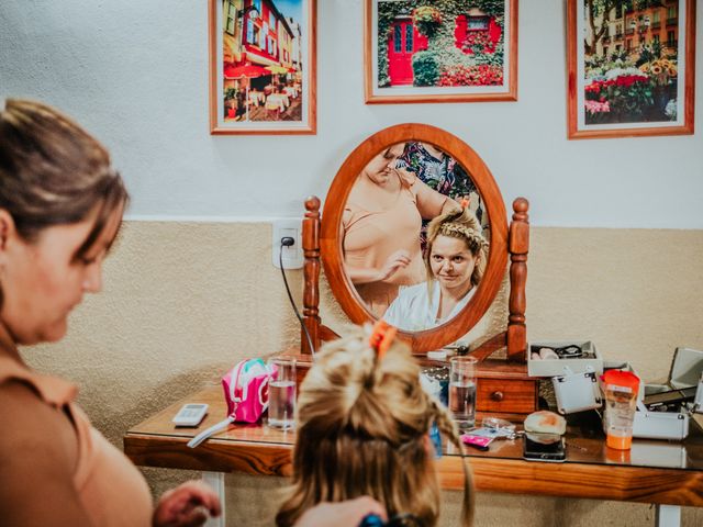 El casamiento de Nahuel y Noemi en Burzaco, Buenos Aires 4