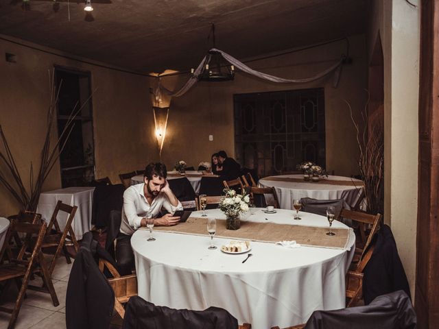 El casamiento de Seba y Aye en Villa Los Aromos, Córdoba 20