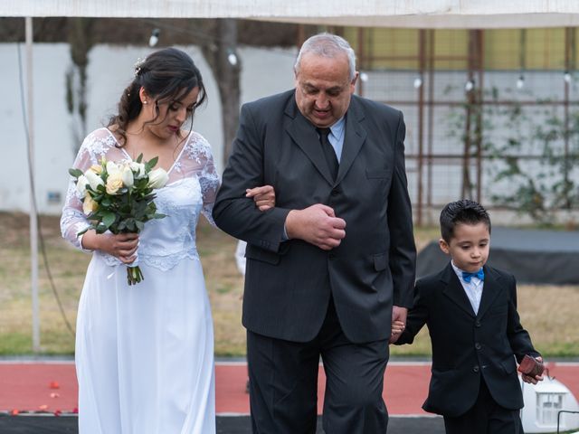 El casamiento de Álex y Debora en Salta, Salta 14