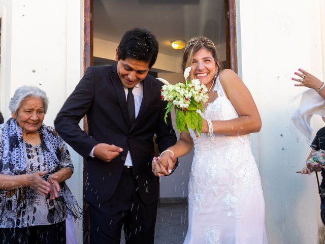 El casamiento de Marcos y Cintia en Salta, Salta 4