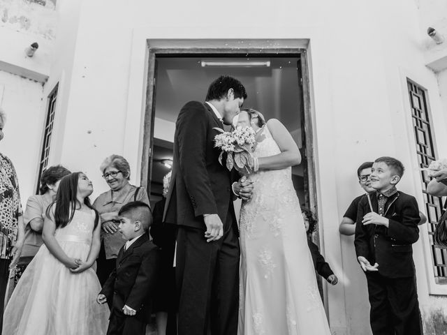 El casamiento de Marcos y Cintia en Salta, Salta 5