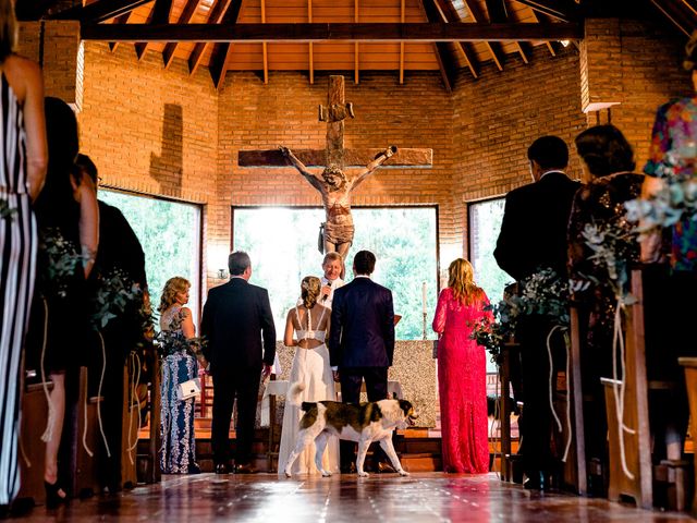 El casamiento de Tomi y Belu en Carilo, Buenos Aires 51