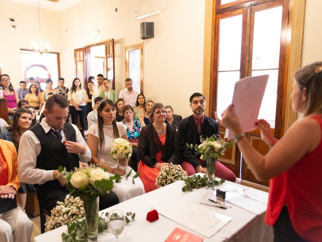 El casamiento de Miguel y Daniela en Caballito, Capital Federal 17