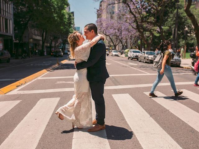 El casamiento de Joni y Flor en Caballito, Capital Federal 7