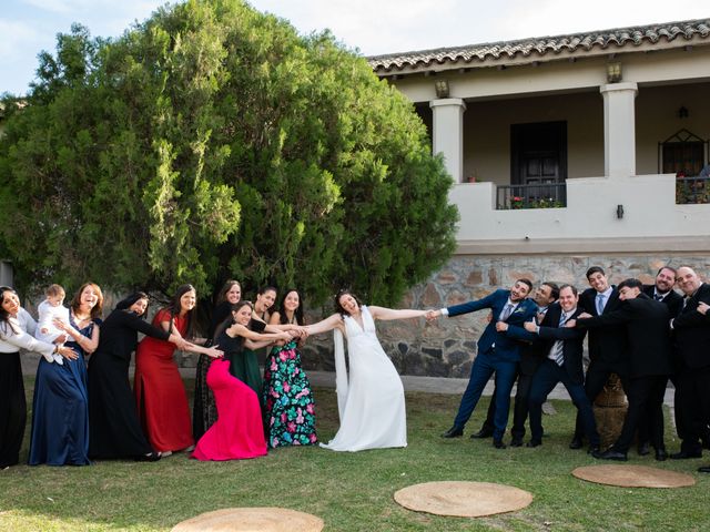 El casamiento de Agustin y Lourdes en Río Ceballos, Córdoba 14