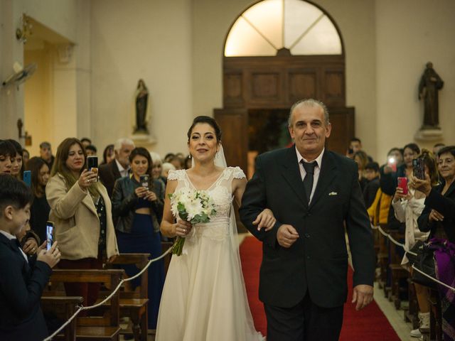 El casamiento de Cristian y Leila  en Burzaco, Buenos Aires 3