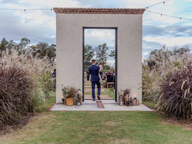 El casamiento de Fer y Lara en Capilla Del Señor, Buenos Aires 48