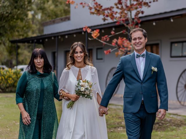 El casamiento de Fer y Lara en Capilla Del Señor, Buenos Aires 54