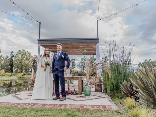 El casamiento de Fer y Lara en Capilla Del Señor, Buenos Aires 100