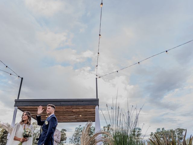 El casamiento de Fer y Lara en Capilla Del Señor, Buenos Aires 102