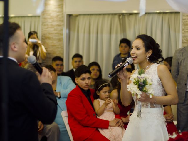 El casamiento de Sebastián y Agustina en Burzaco, Buenos Aires 5