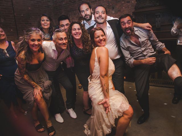 El casamiento de Santiago y Luciana en Temperley, Buenos Aires 28