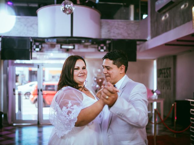El casamiento de Jonathan y Mariela en Temperley, Buenos Aires 14