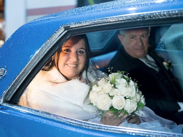 El casamiento de Juan y Romina en Saavedra, Capital Federal 16