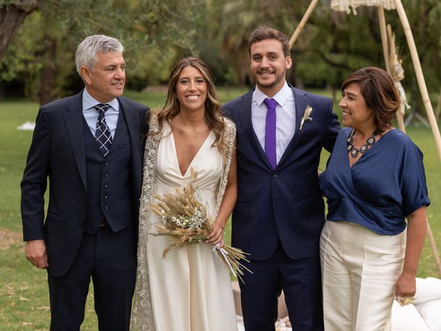 El casamiento de Damián y Vicky en Mendoza, Mendoza 32