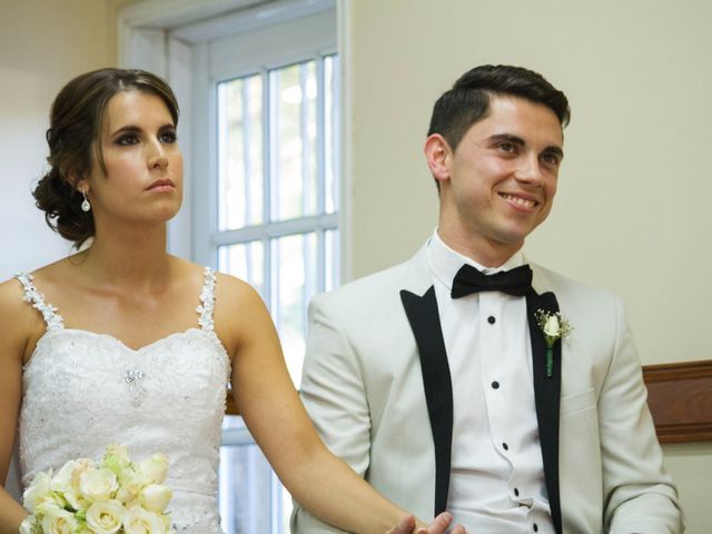 El casamiento de Ari y Cami en Temperley, Buenos Aires 24