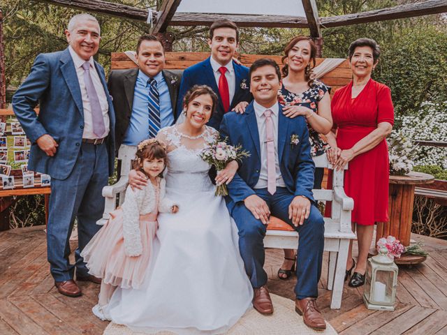 El casamiento de Damián y Virginia en Burzaco, Buenos Aires 16