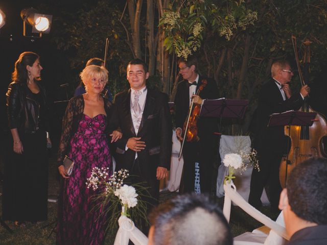 El casamiento de Alejandro y Alejandra en Del Viso, Buenos Aires 10