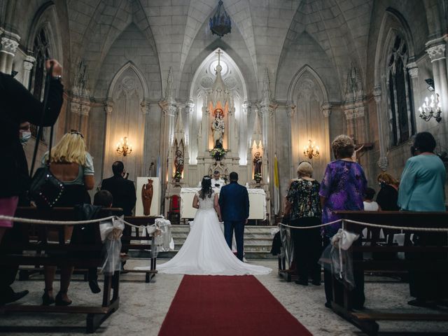 El casamiento de Ale y Flor en Avellaneda, Buenos Aires 19