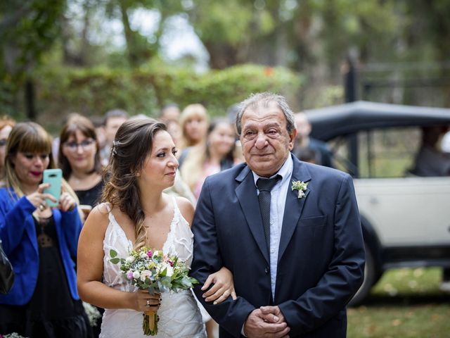 El casamiento de Fabián y Camila en Exaltacion de La Cruz, Buenos Aires 9