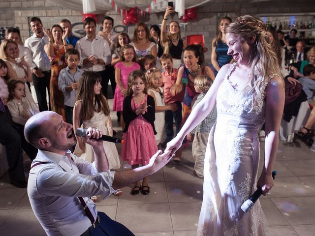 El casamiento de Ale y Gaby en Castelar, Buenos Aires 110