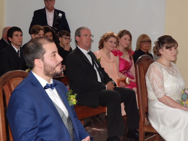 El casamiento de Juan y Cele en Bme Bavio Gral Mansilla, Buenos Aires 31