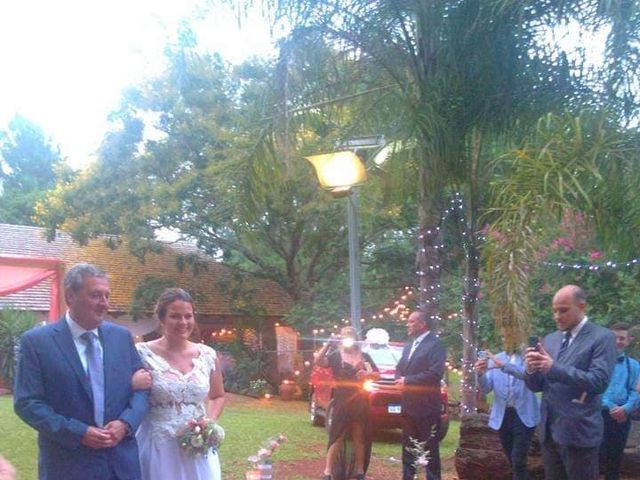 El casamiento de Esteban y Yanina en Garupá, Misiones 3