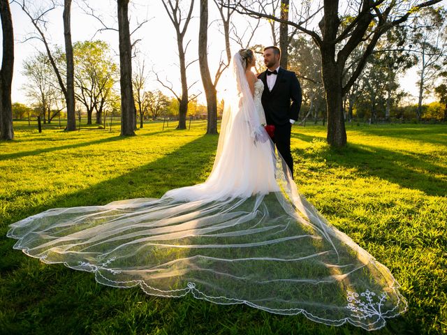 El casamiento de Damian y Lola en Rivadavia, Buenos Aires 11