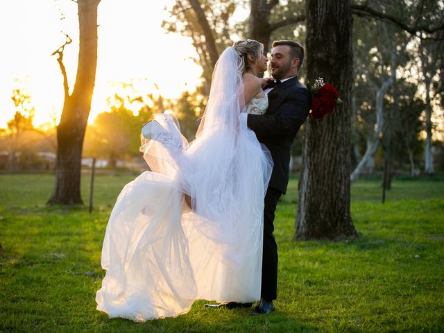 El casamiento de Damian y Lola en Rivadavia, Buenos Aires 20