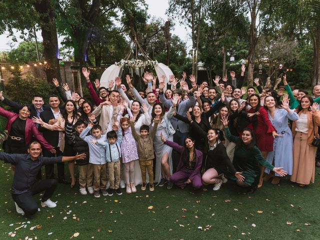 El casamiento de Lucas y Mariana en Burzaco, Buenos Aires 32