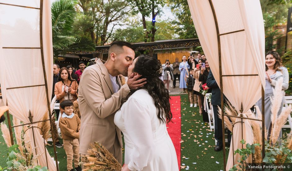 El casamiento de Lucas y Mariana en Burzaco, Buenos Aires