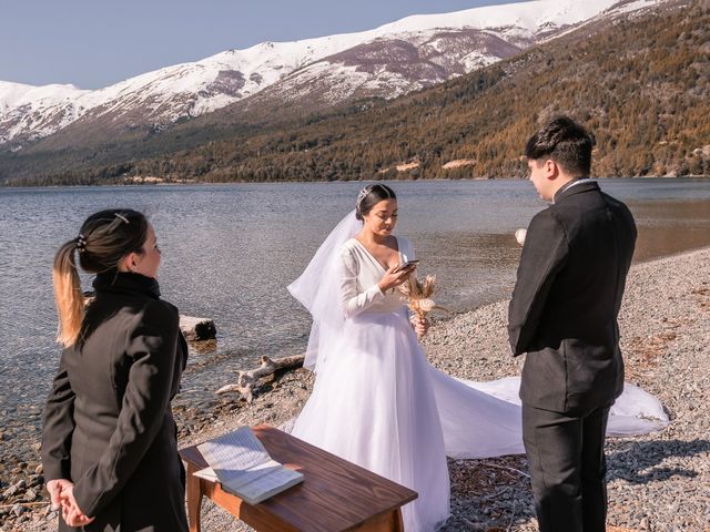 El casamiento de Hugo y Gabriela en San Carlos de Bariloche, Río Negro 33