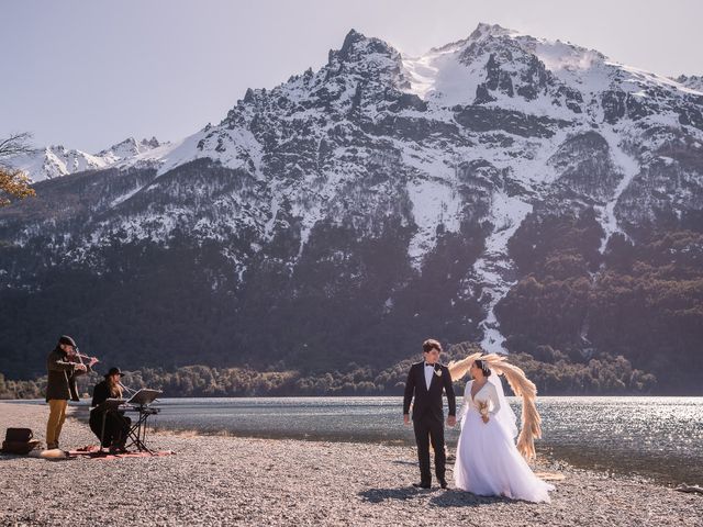 El casamiento de Hugo y Gabriela en San Carlos de Bariloche, Río Negro 57