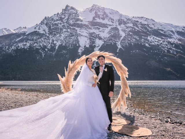 El casamiento de Hugo y Gabriela en San Carlos de Bariloche, Río Negro 61