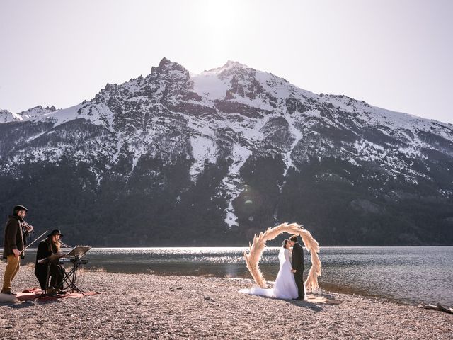 El casamiento de Hugo y Gabriela en San Carlos de Bariloche, Río Negro 72