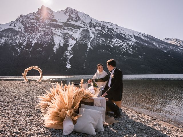 El casamiento de Hugo y Gabriela en San Carlos de Bariloche, Río Negro 96