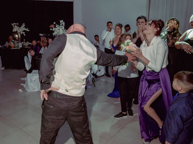 El casamiento de Leo y Vane en Cañuelas, Buenos Aires 25