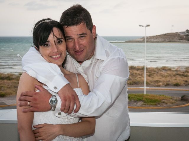 El casamiento de Guille y Eli en Puerto Madryn, Chubut 60